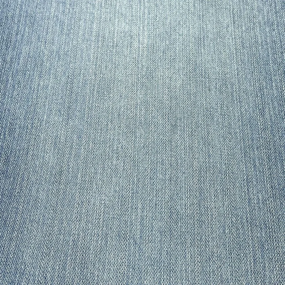 LUXE-T Luxury Basics Relaxed Fit Men's Blue Jeans‎ Size 42x33 Distressed Hem